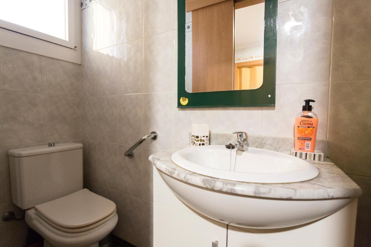 Apartamento Centrico III Ripoll Luaran gambar